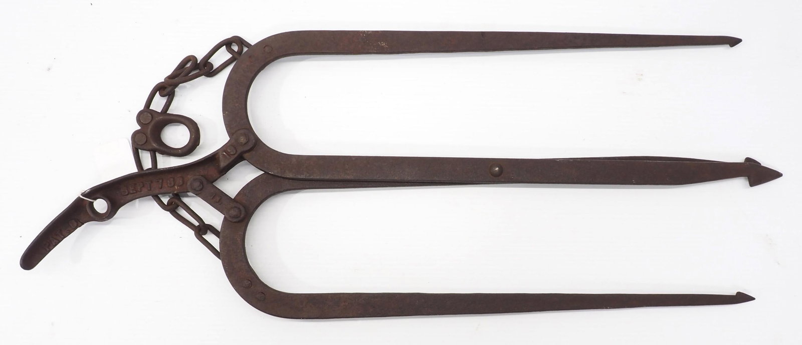 Loudens cast iron hay fork (1 of 3)