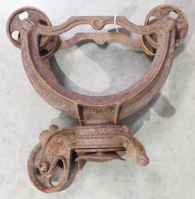 Halls Reversible hay carrier