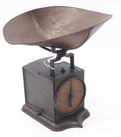 Universal Family Scales cast iron candy scale