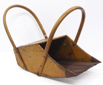 Large early wooden 2-handle cranberry scoop