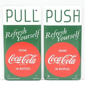 Coca Cola door Push/Pull signs