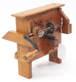 Table-top hand-crank bean slicer, 10"x7"x10"H with handle