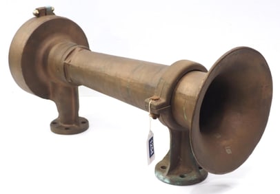 Leslie Tyfon No.200 large ship foghorn