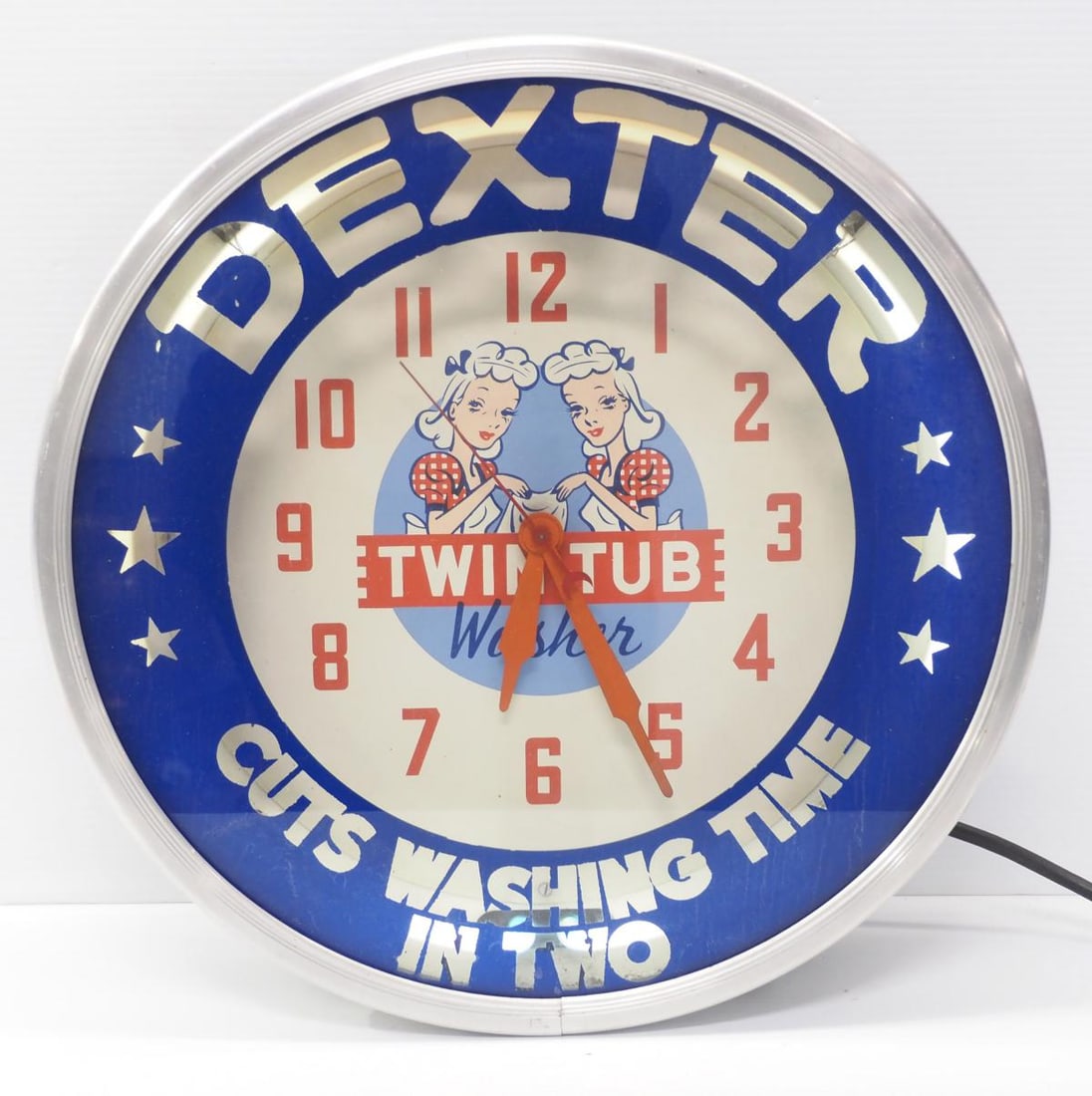 Dexter Twin Tub Washer neon clock (1 of 4)