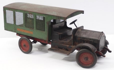 American Railway Express delivery truck