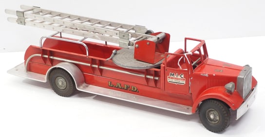 Smith Miller M-I-C fire ladder truck for LAFD