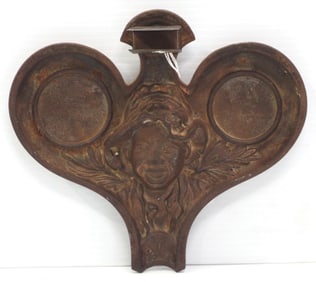 Metal double ash tray