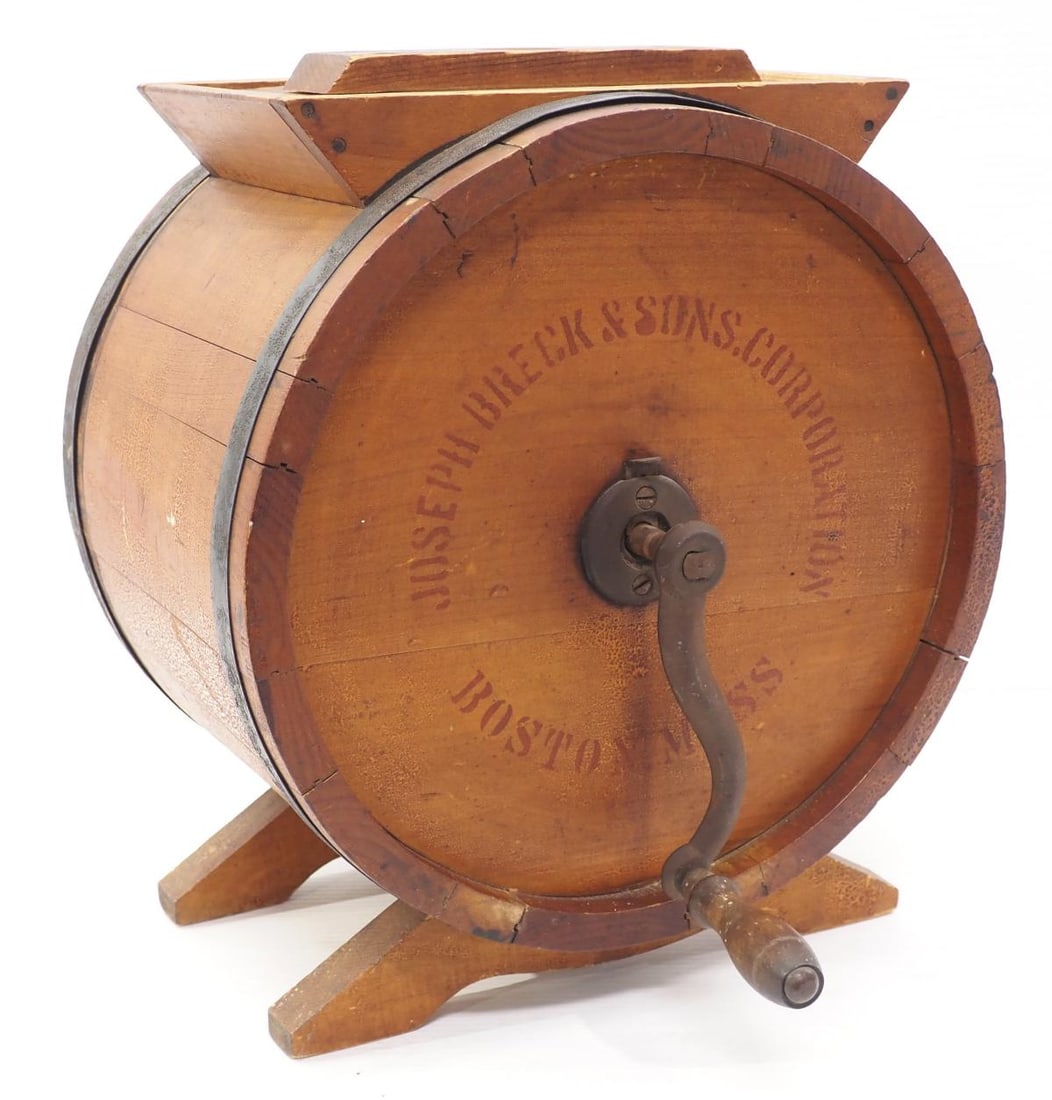 No.1 Improved wooden butter churn (1 of 3)