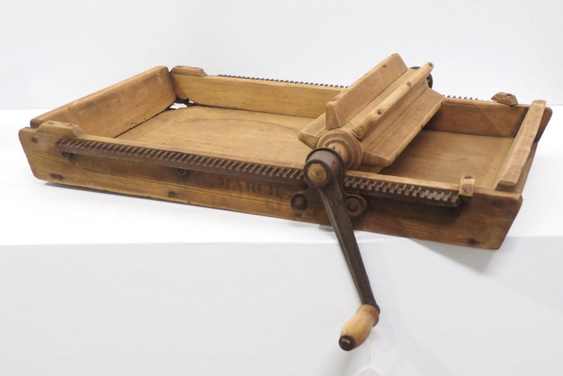 Reid's No.3 Original Phila. Butter Worker: Reid's No.3 Original Phila. Butter Worker with some faint stenciling, 32"x21" tray