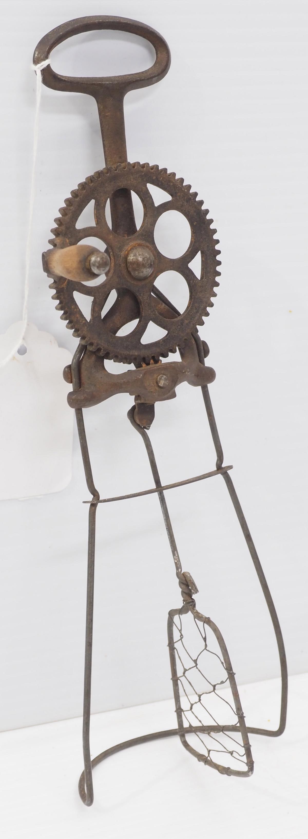 "Flyswatter" hand-crank beater: "Flyswatter" hand-crank beater, 11"H - Good