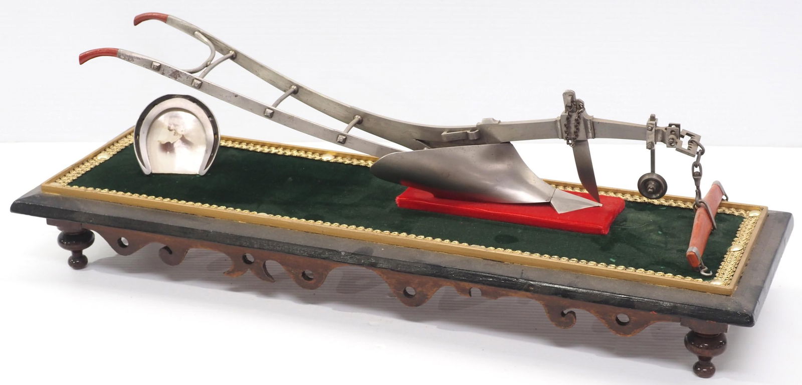 Salesman sample Yeadle walking plow (1 of 5)