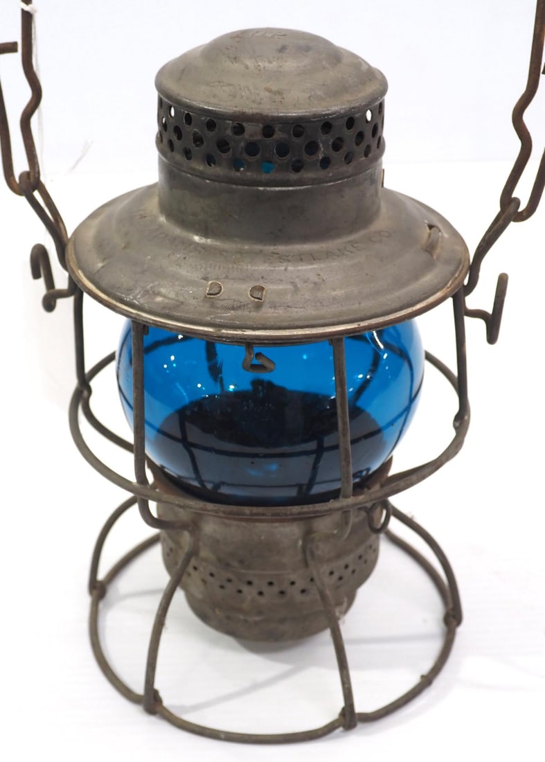 Union Pacific Railroad lantern: Union Pacific Railroad lantern with green globe - Good