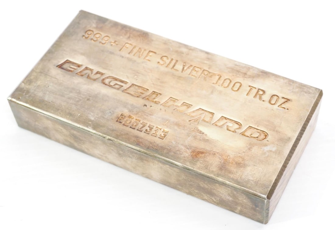 100 Troy oz. silver bar (1 of 2)