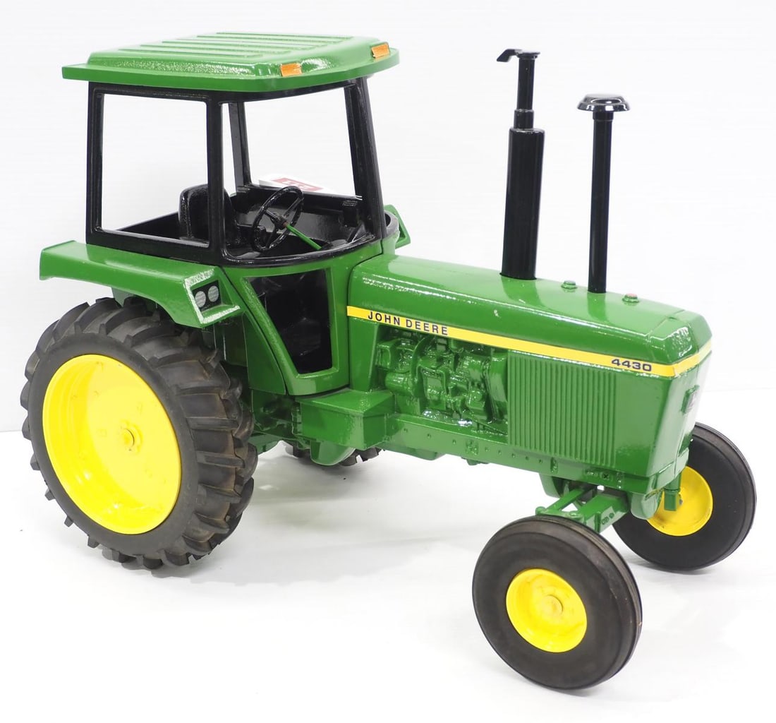 RARE Scale Models John Deere 4430 Tractor (1 of 2)