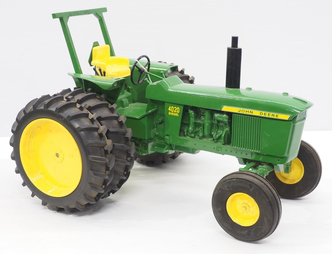 RARE Scale Models John Deere 4020 (1 of 2)