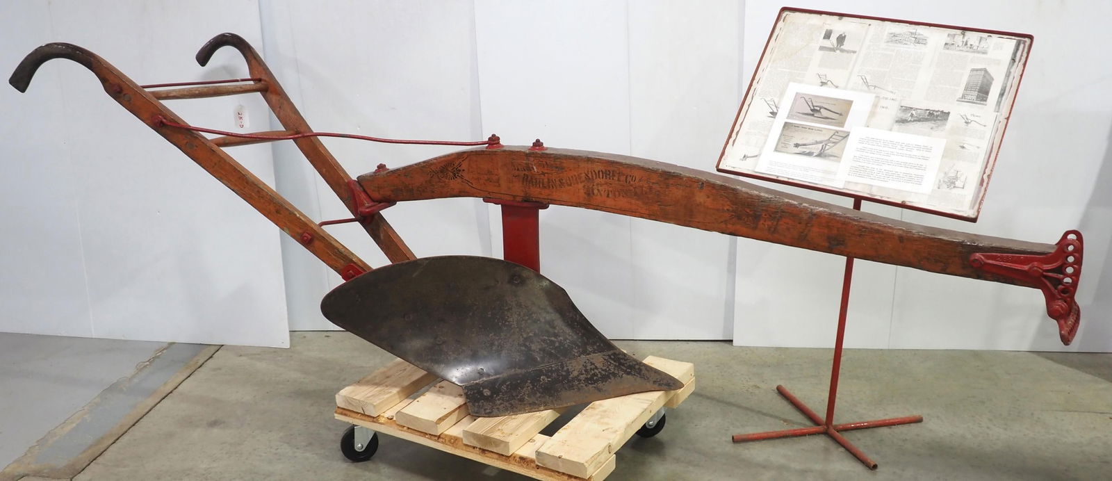 Canton Clipper 1-bottom wood beam plow (1 of 9)