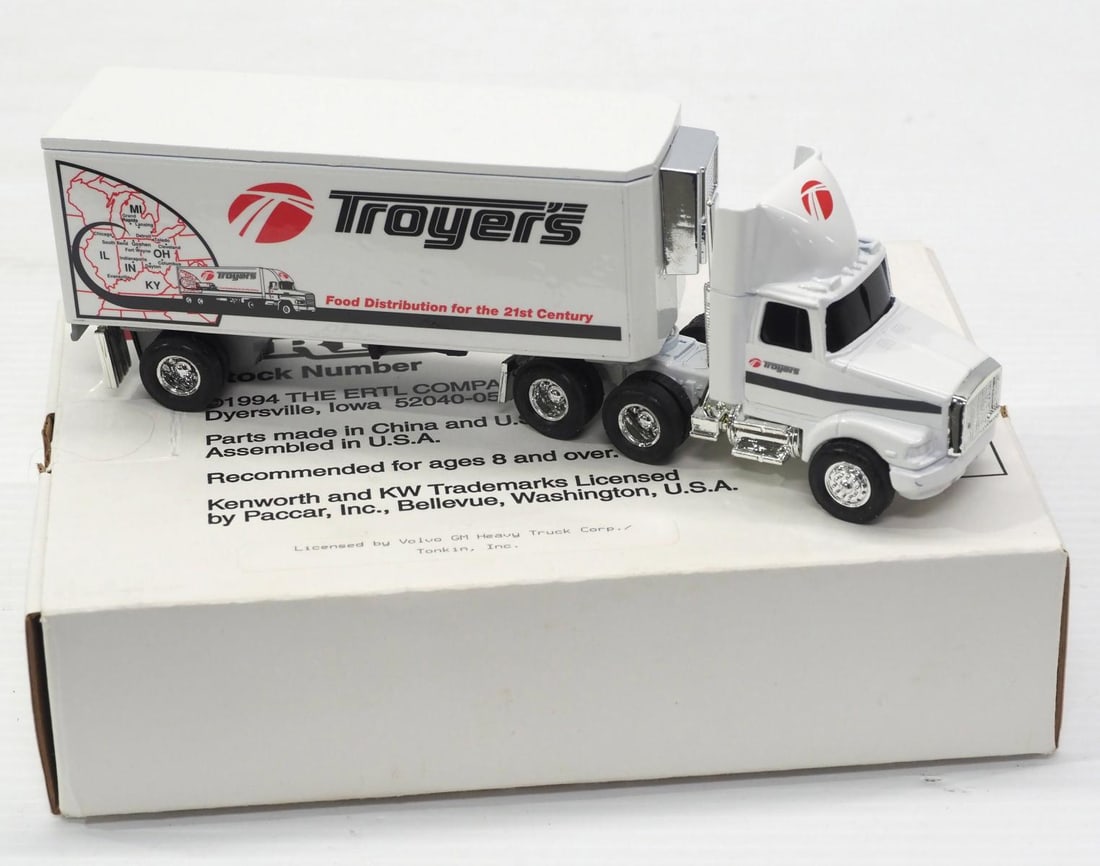 Ertl Troyer Foods semi with box (1 of 2)