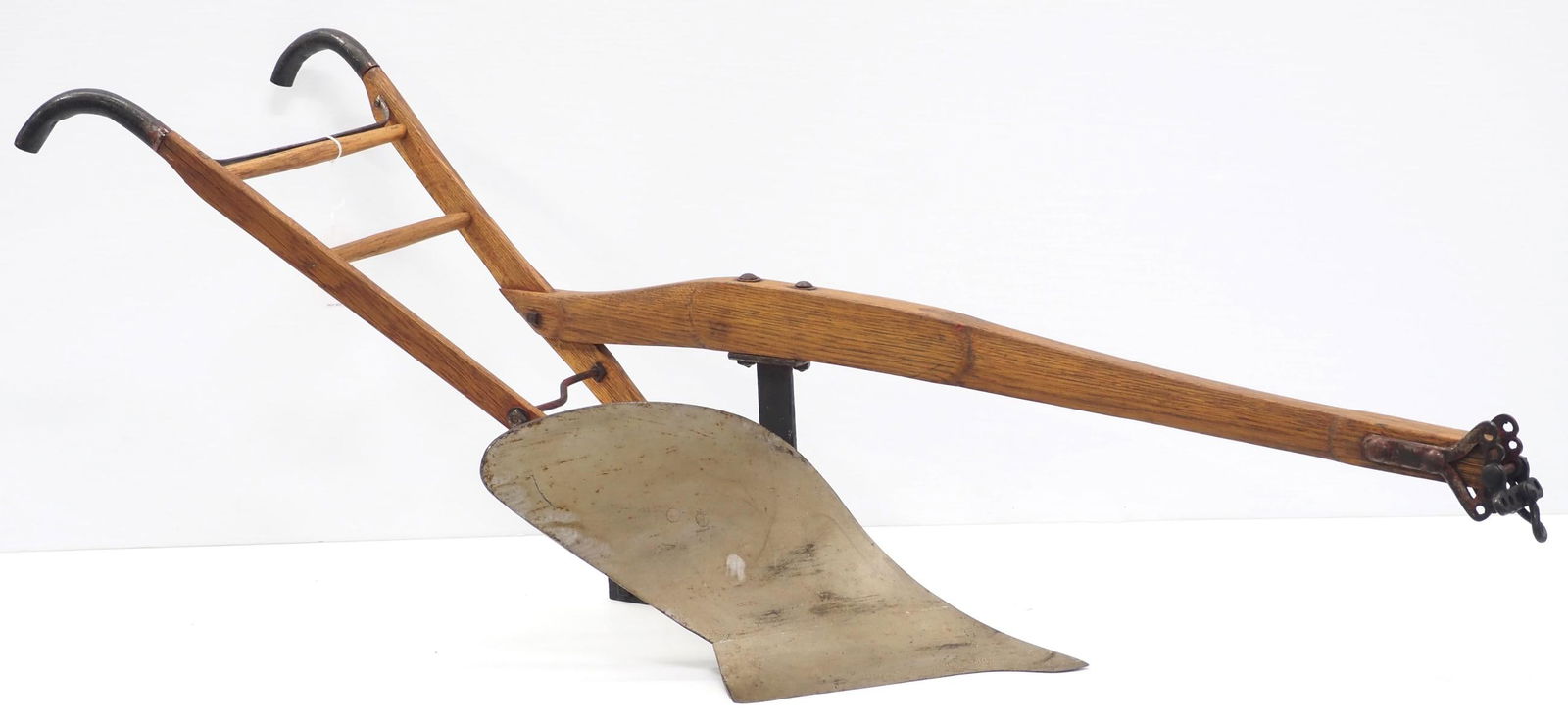 Early store display pony plow (1 of 6)