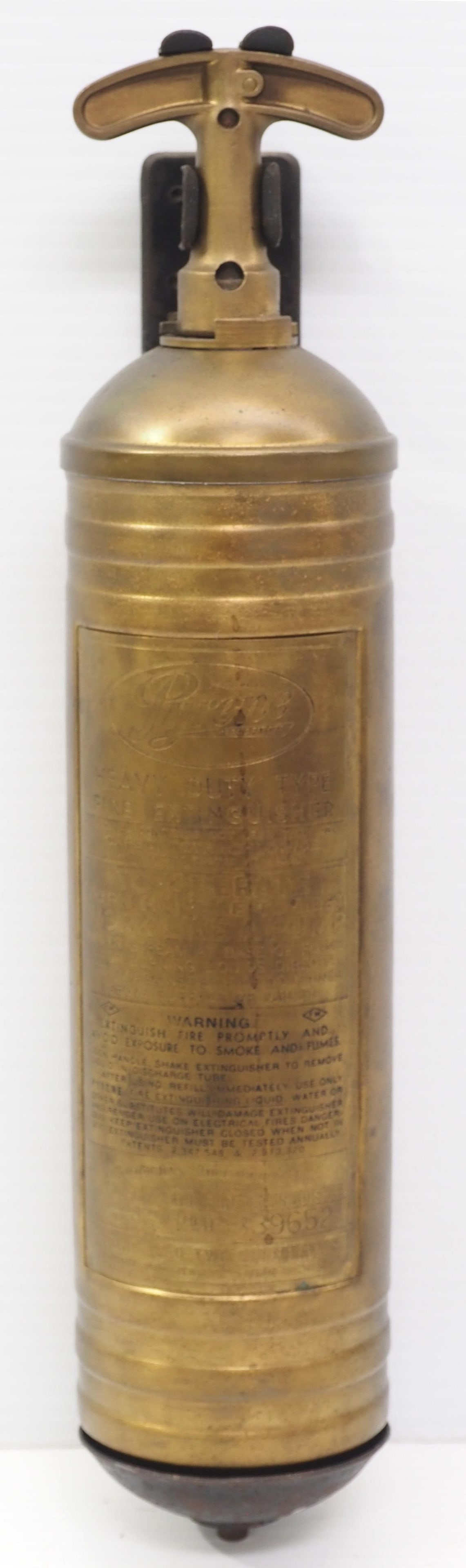 Pyrene brass fire extinguisher (1 of 3)