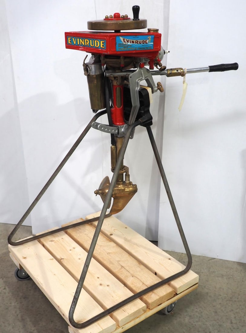 1915 Evinrude 2hp boat motor, (1 of 8)