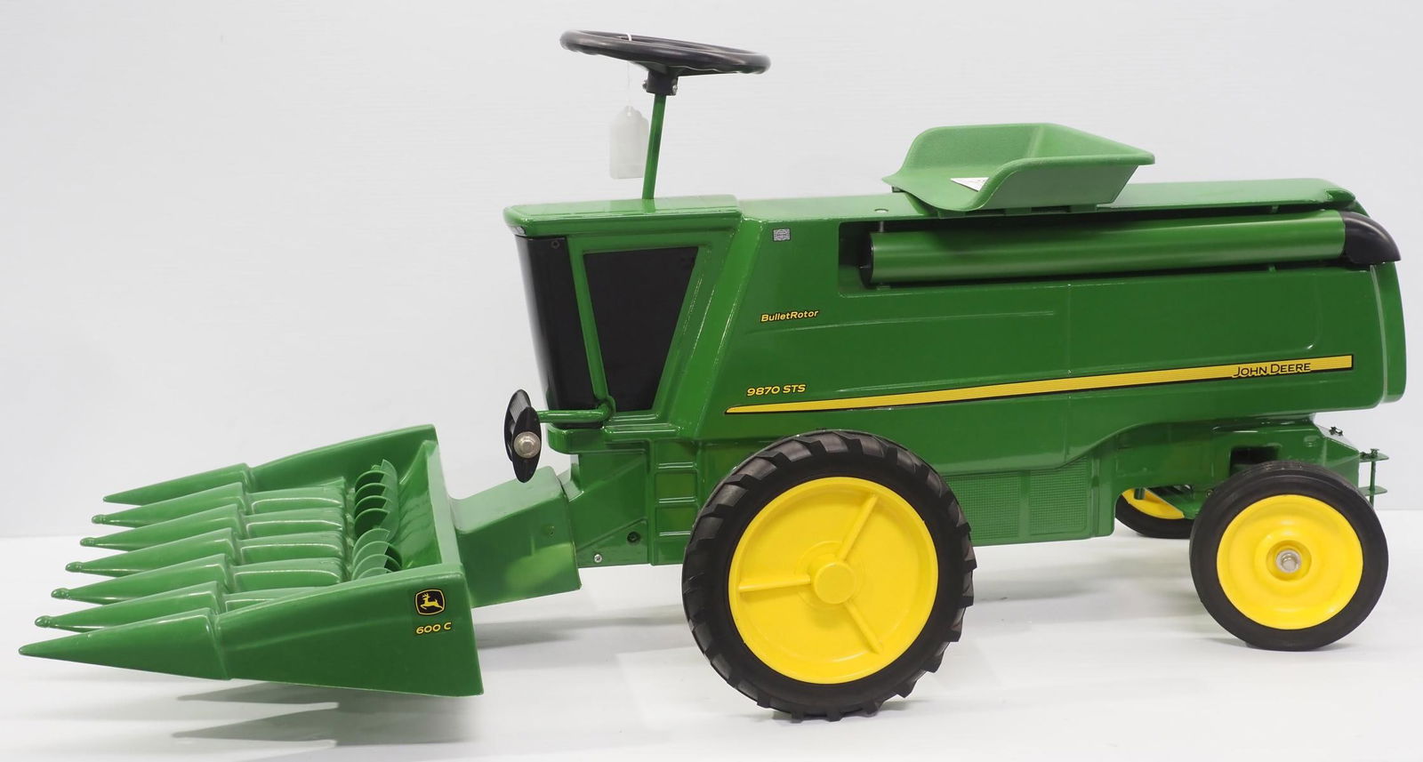 Scale Models John Deere pedal combine (1 of 4)