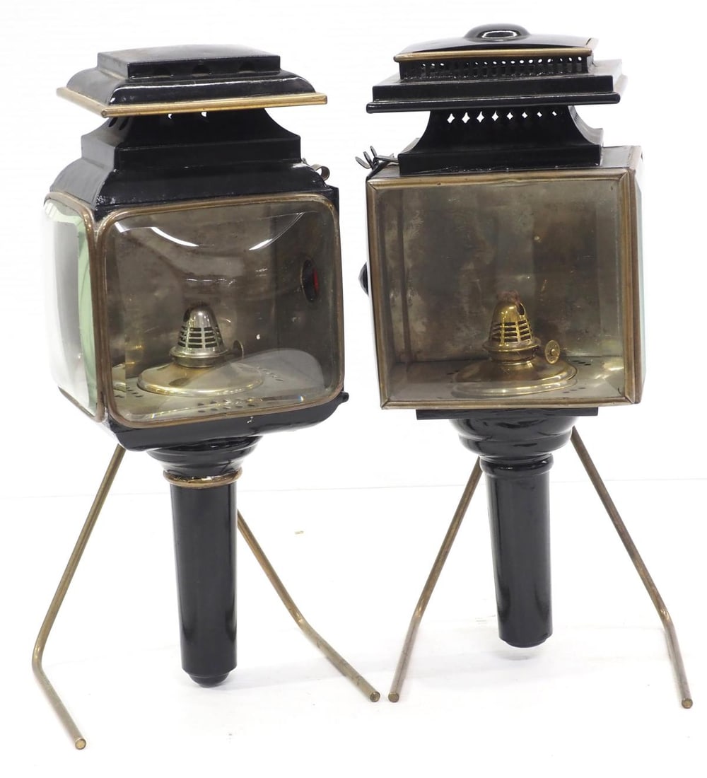 (2) Different carriage lamps (1 of 3)