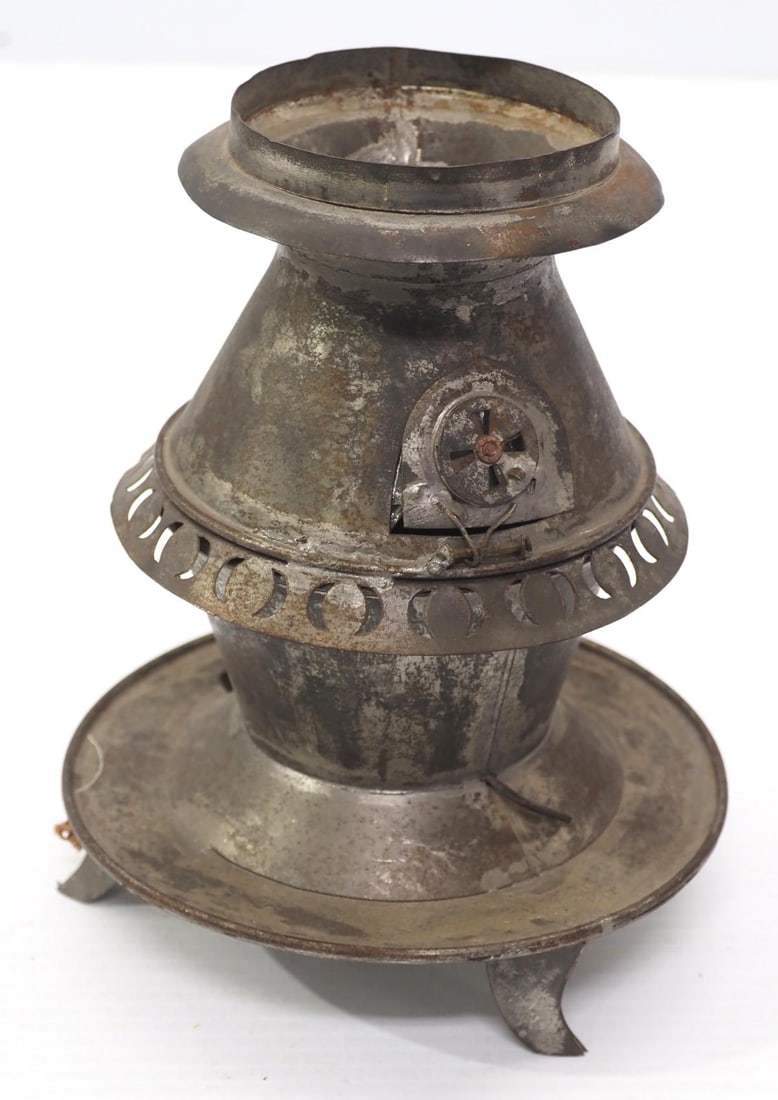 Globe stove patent model (1 of 3)