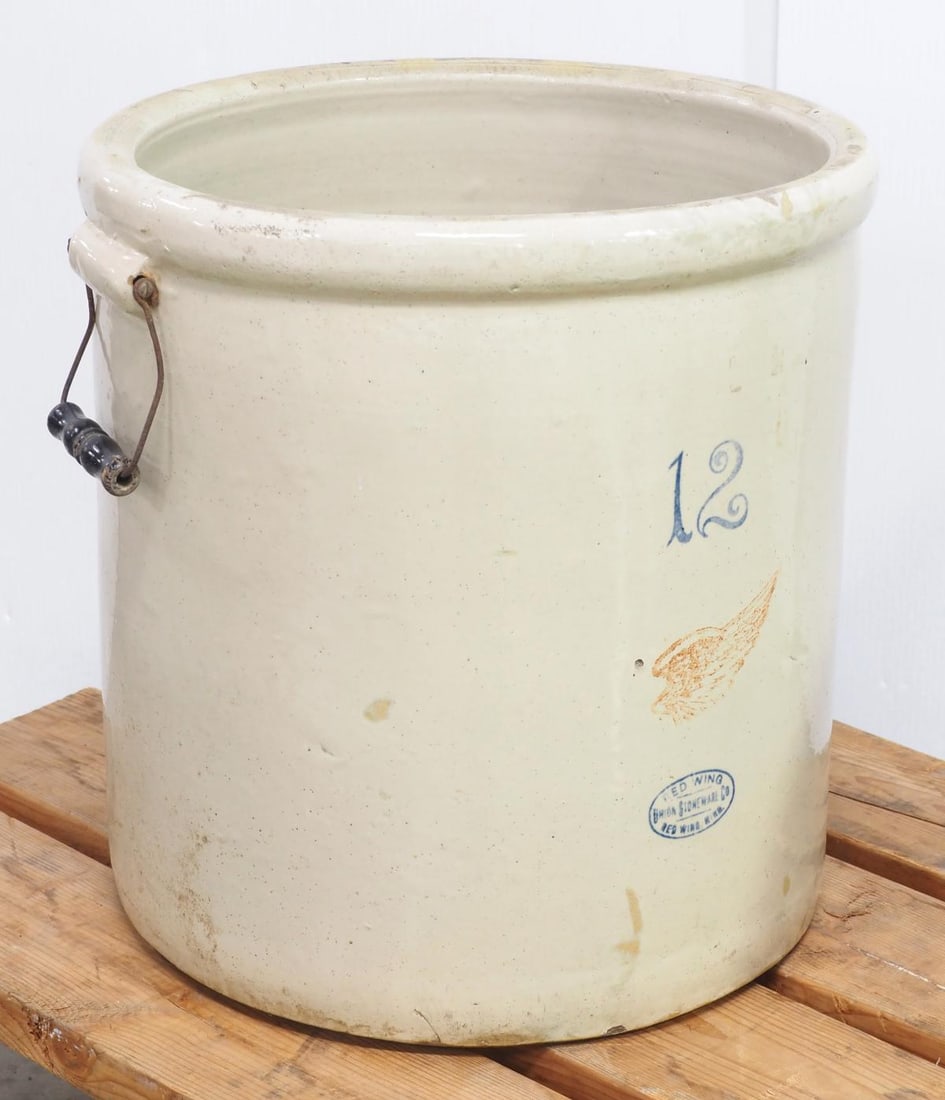 12-gal. Red Wing crock with handles (1 of 3)