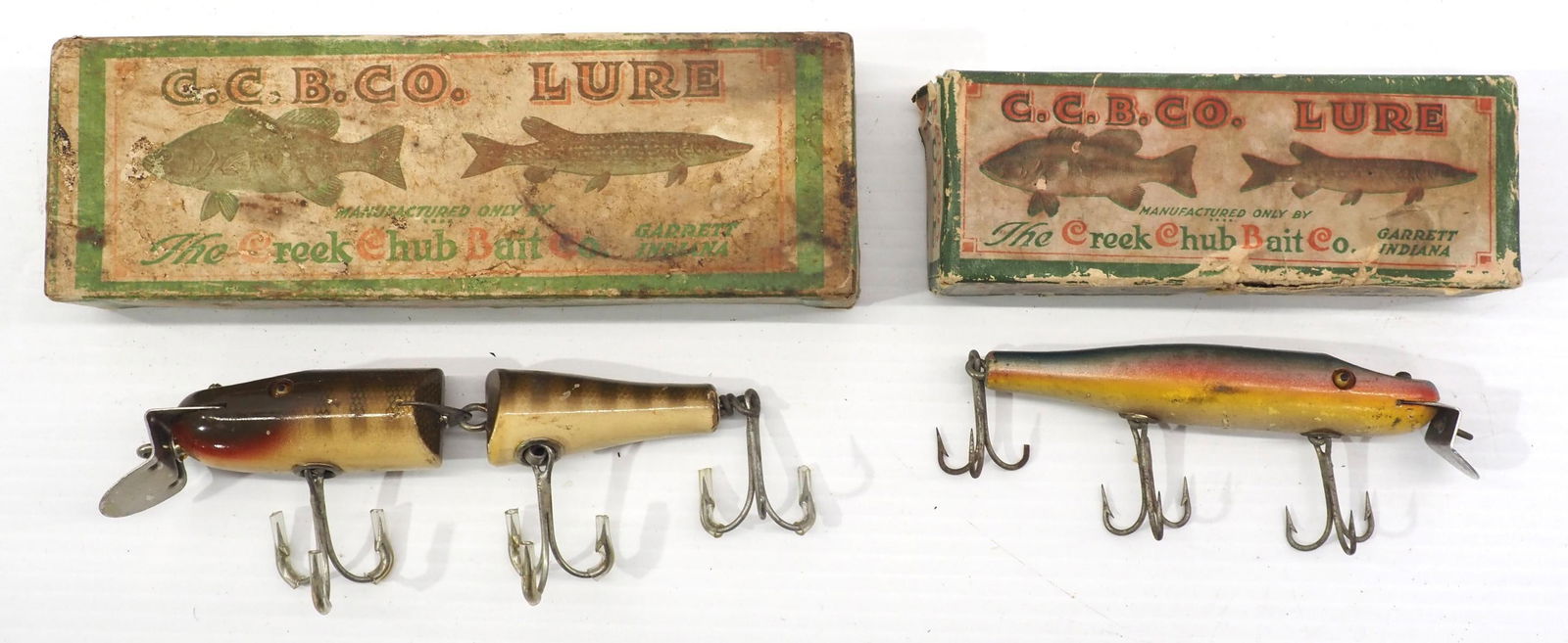 (2) CCB Co. Pikie lures: #708 CCB Co. Pikie Minnow with unmarked box -lure is VG, box is Poor / #5500 CCB Co. Jointed Snook Pikie in unmarked box -lure is Excellent, box is Poor
