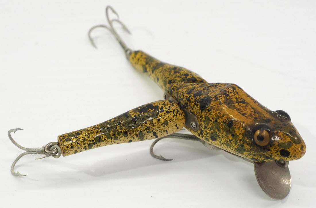 #74 Paw Paw Wattafrog (1 of 2)