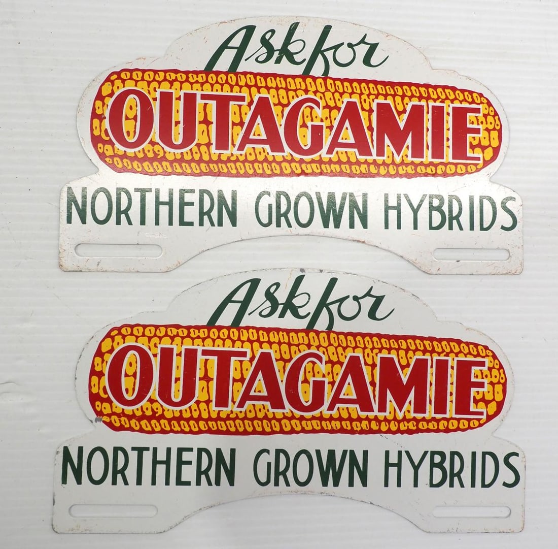 (2) Outagamie Hybrids license plate toppers: (2) Outagamie Hybrids SST license plate toppers