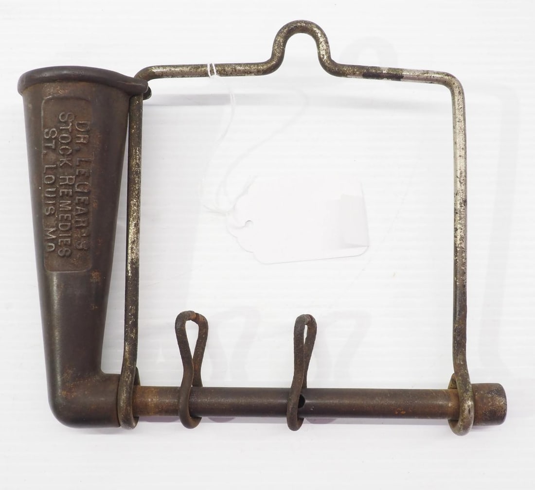 Dr. LeGear's Stock Remedies horse medicine bit (1 of 1)