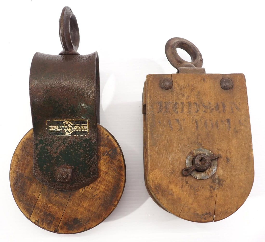 (2) Wooden pulleys (1 of 2)