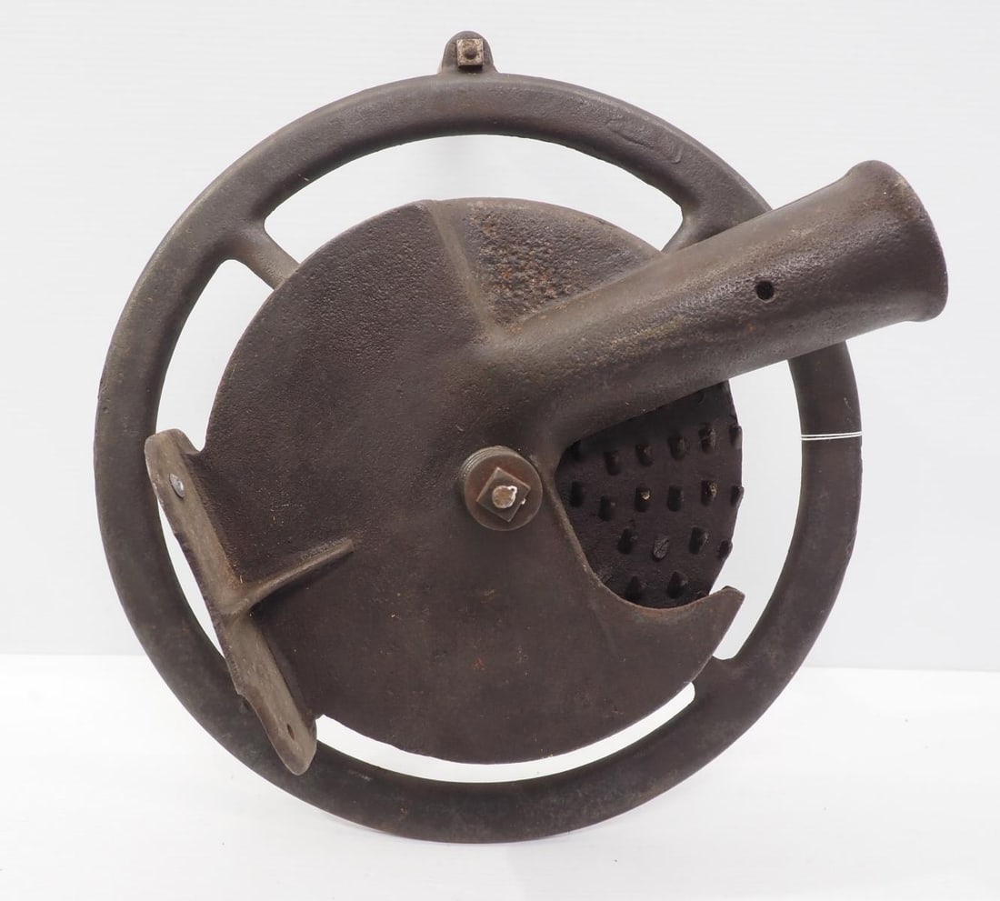 Large bench-mount corn sheller - 2