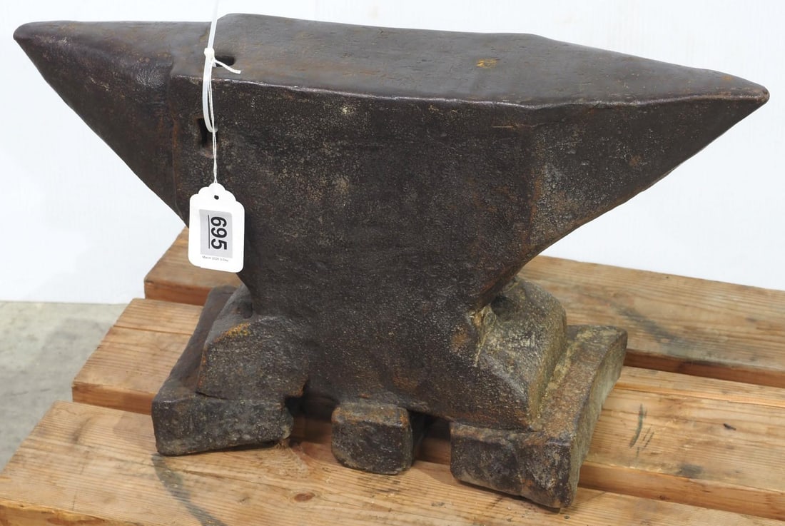 192 lb. double horn decorated French anvil (1 of 2)