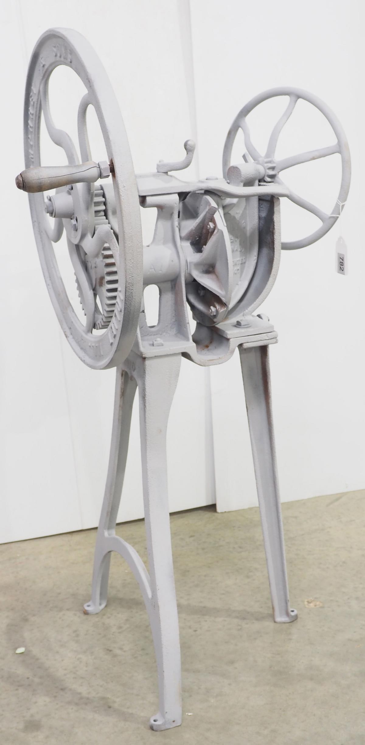 Humphrey & Sons cast iron bone grinder/slicer (1 of 5)