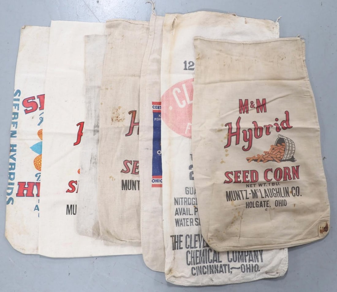 (7) Cloth seed bags: (7) Cloth seed bags with great color including Sieben, M&M, Henning & more