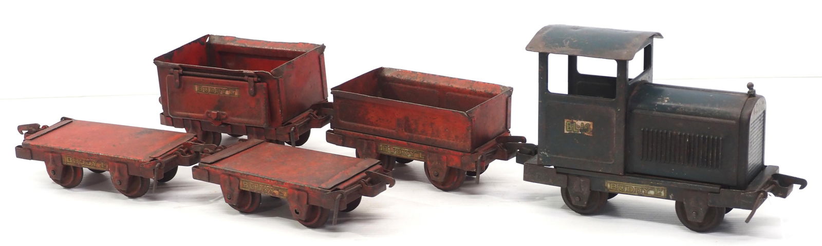 Buddy L train car set (1 of 3)