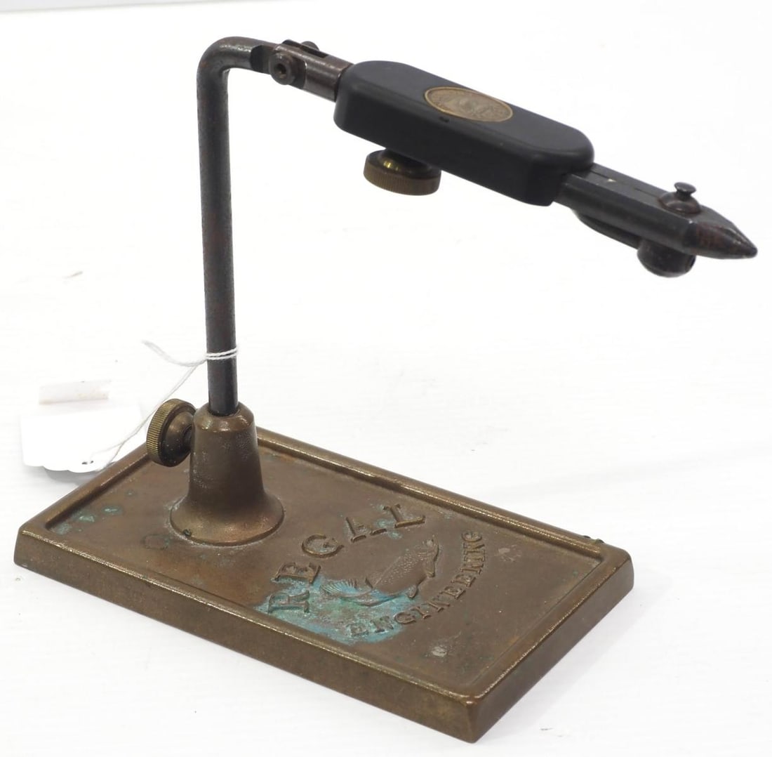 Regal brass fish fly tier: Regal brass fish fly tier - Good