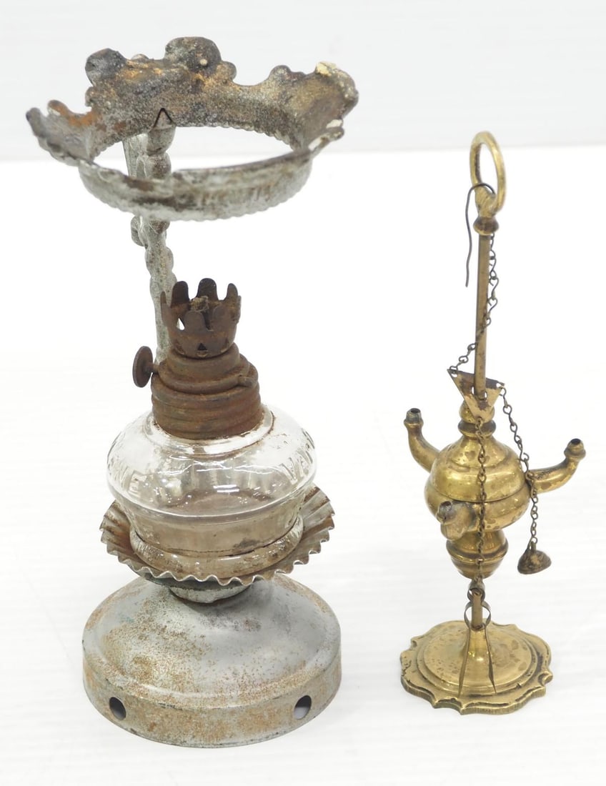 Miniature whale oil lamp / brass Cresolene burner (1 of 5)