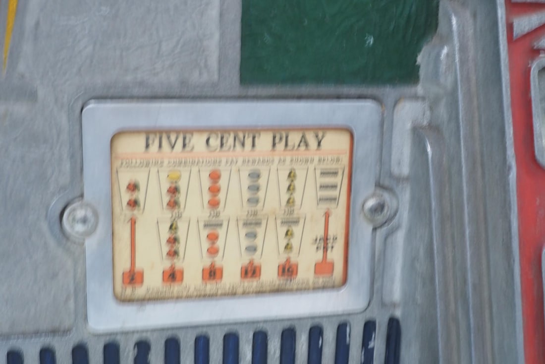 Little Duke 5-cent slot machine - 2