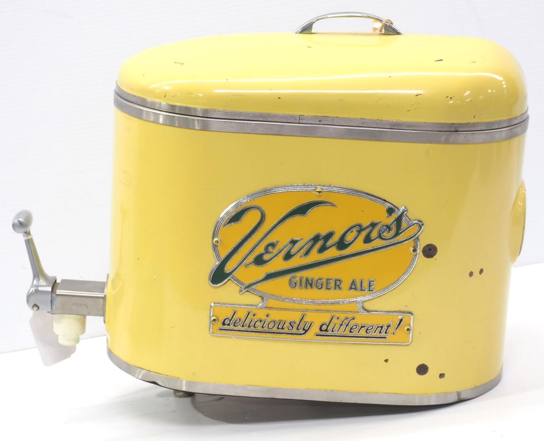 Vernor's Ginger Ale metal countertop dispenser (1 of 4)