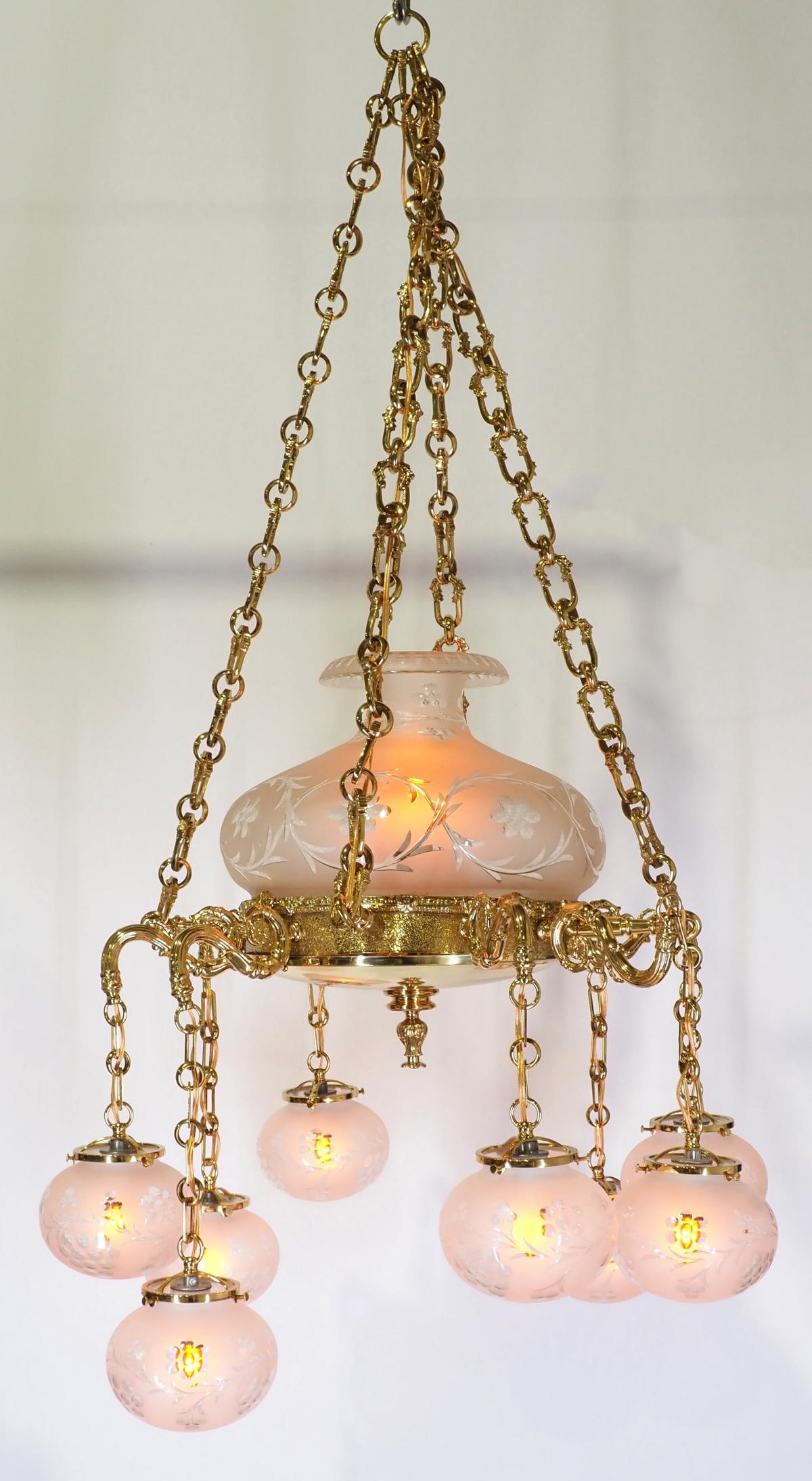 Monumental Polished Cast Brass 8-Arm Chandelier (1 of 7)