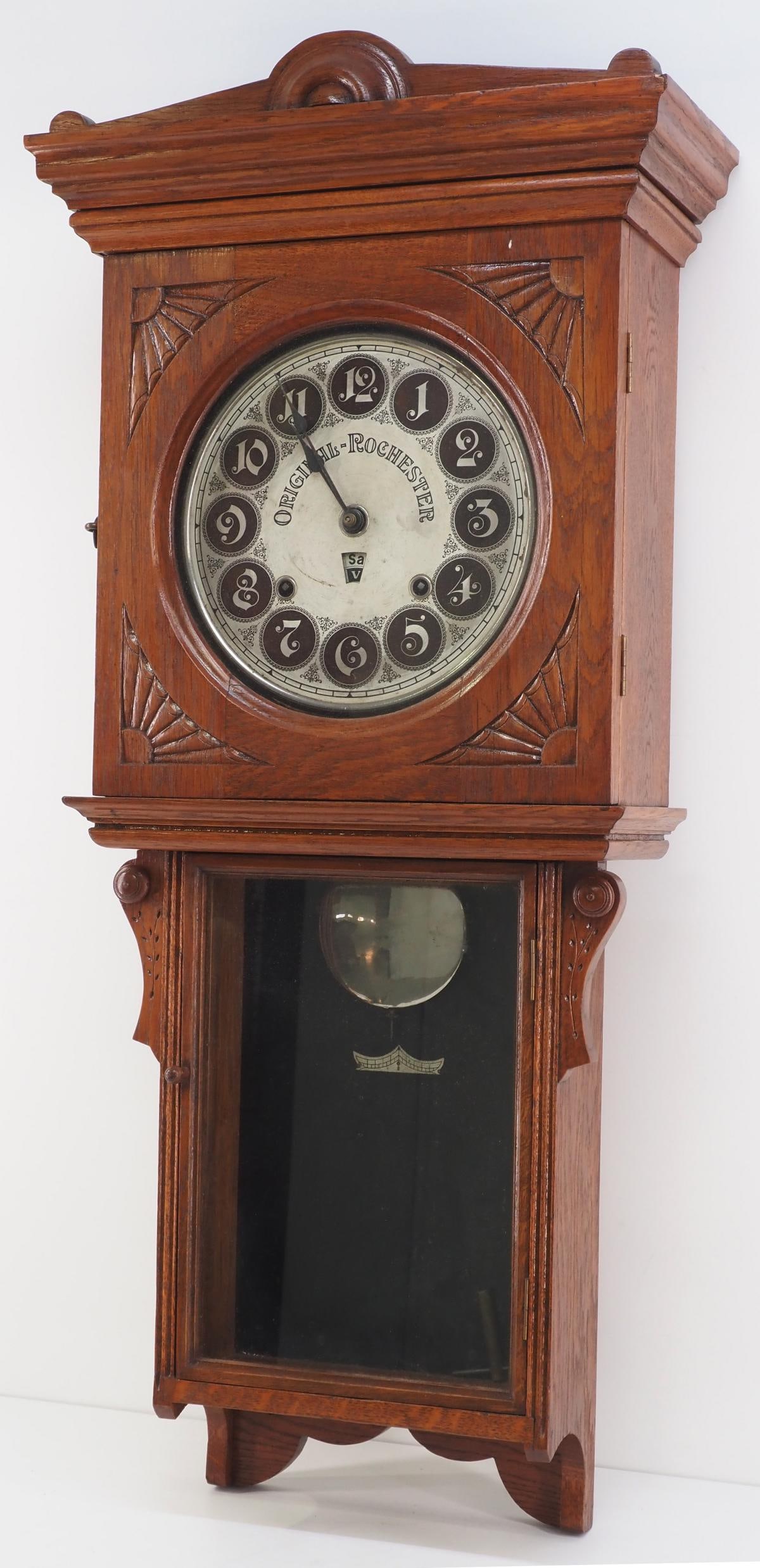 Original-Rochester Quartersawn Oak Calendar Wall Clock (1 of 4)