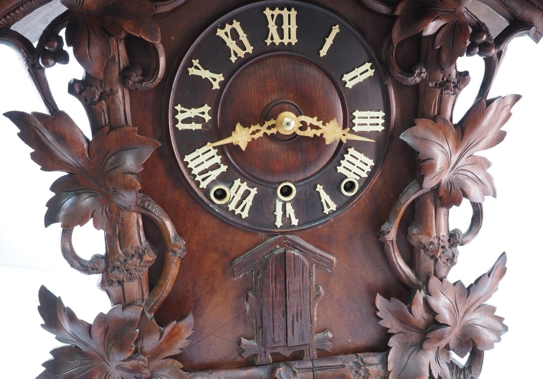 Quality Heavily Carved Black Forest German Table Cuckoo Clock - 4