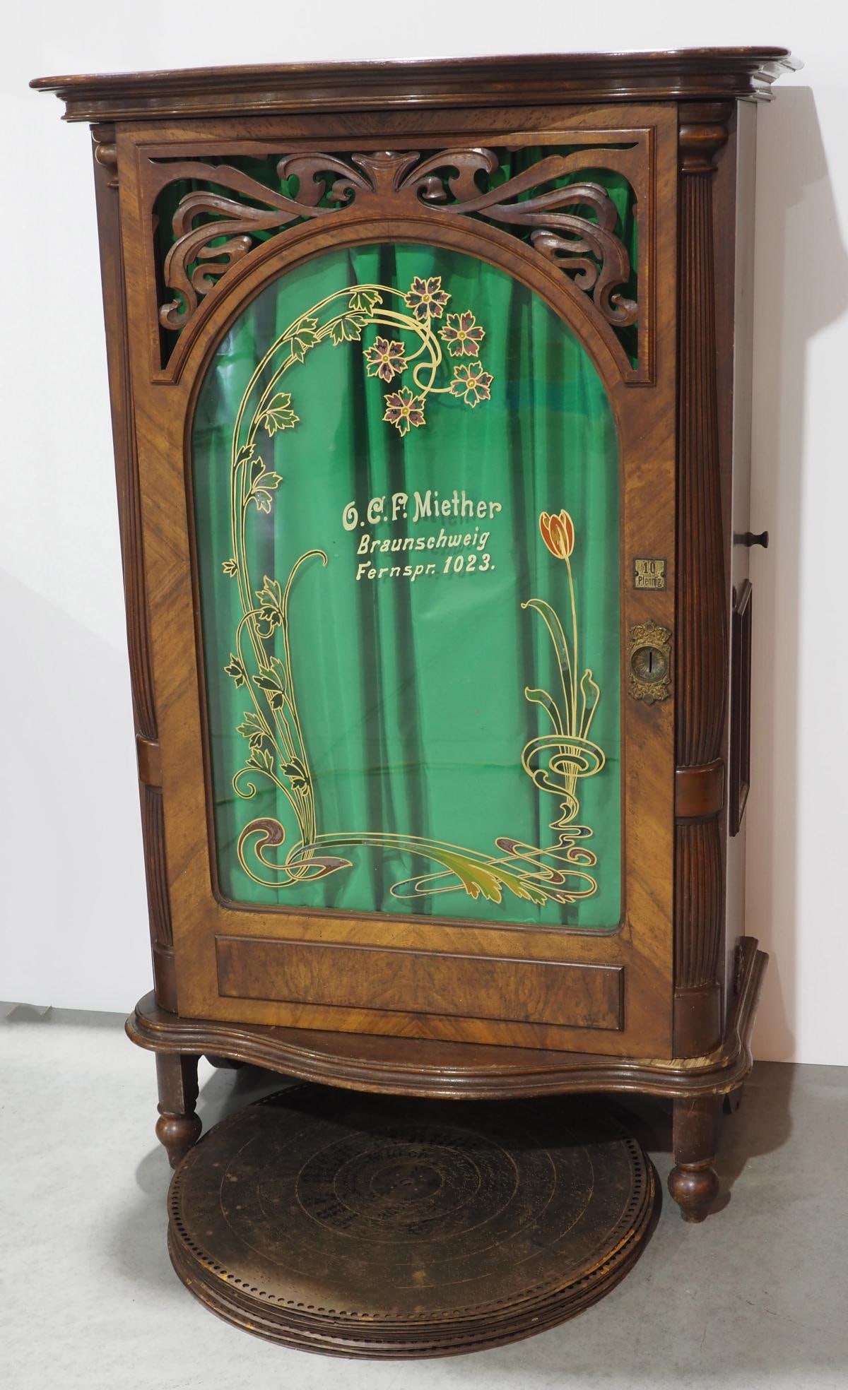 Coin-operated Polyphon 22' Disc Music Player (1 of 11)