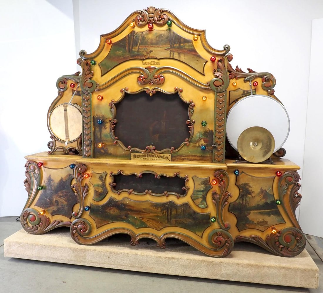 Wurlitzer Carousel Band Organ Model 153 by Berni Organ Co. WOW! (1 of 14)
