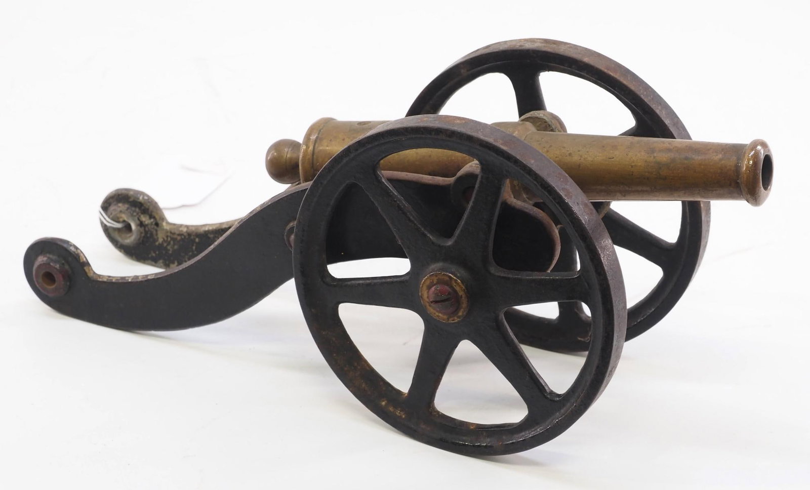 Cast iron & brass signal cannon (1 of 3)