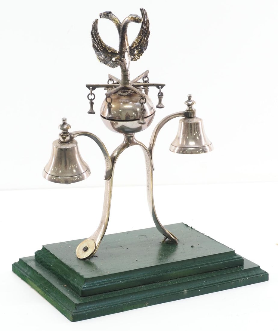 Fancy harness bells (1 of 3)