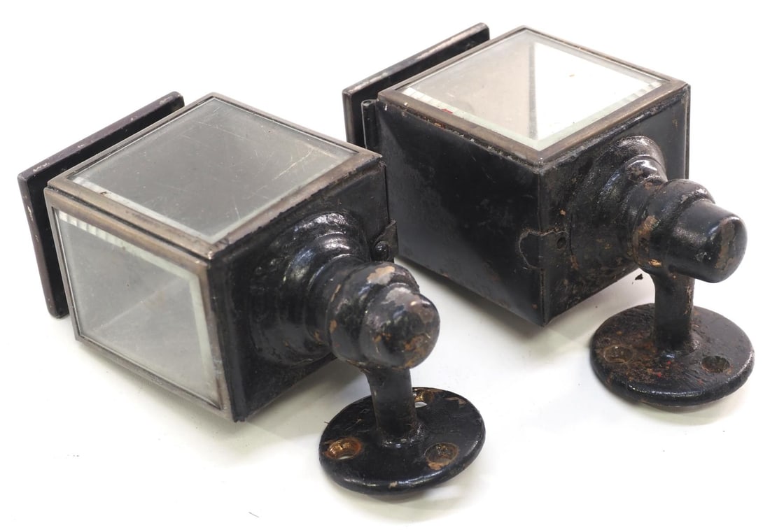 Pair of miniature carriage lamps: Pair of 5"H miniature carriage lamps - Good